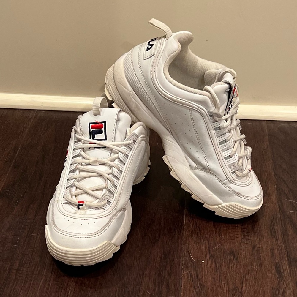 EUC WOMEN'S FILA DISRUPTOR II PREMIUM SNEAKERS Sz. 7